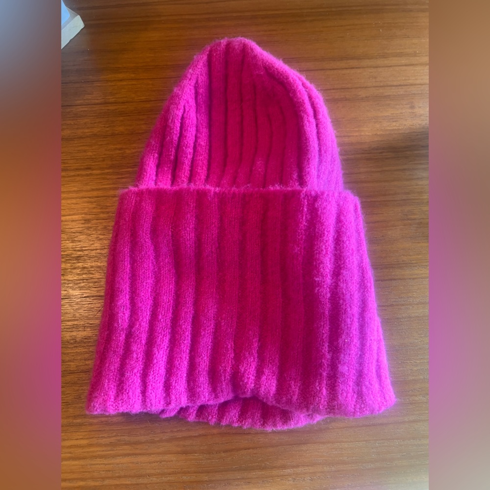 Maeve by Anthropologie Hot Pink Ribbed Knit Beanie/Slouch